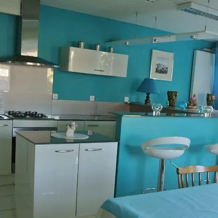 Annie Llense Apartment